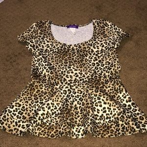 Leopard print Medium girls short sleeve blouse EUC flares at waist